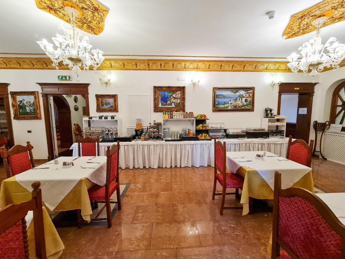 Euro Hotel Iglesias Dış mekan fotoğraf